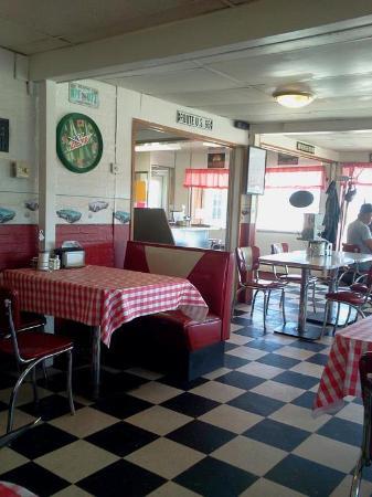 Crossroads Diner